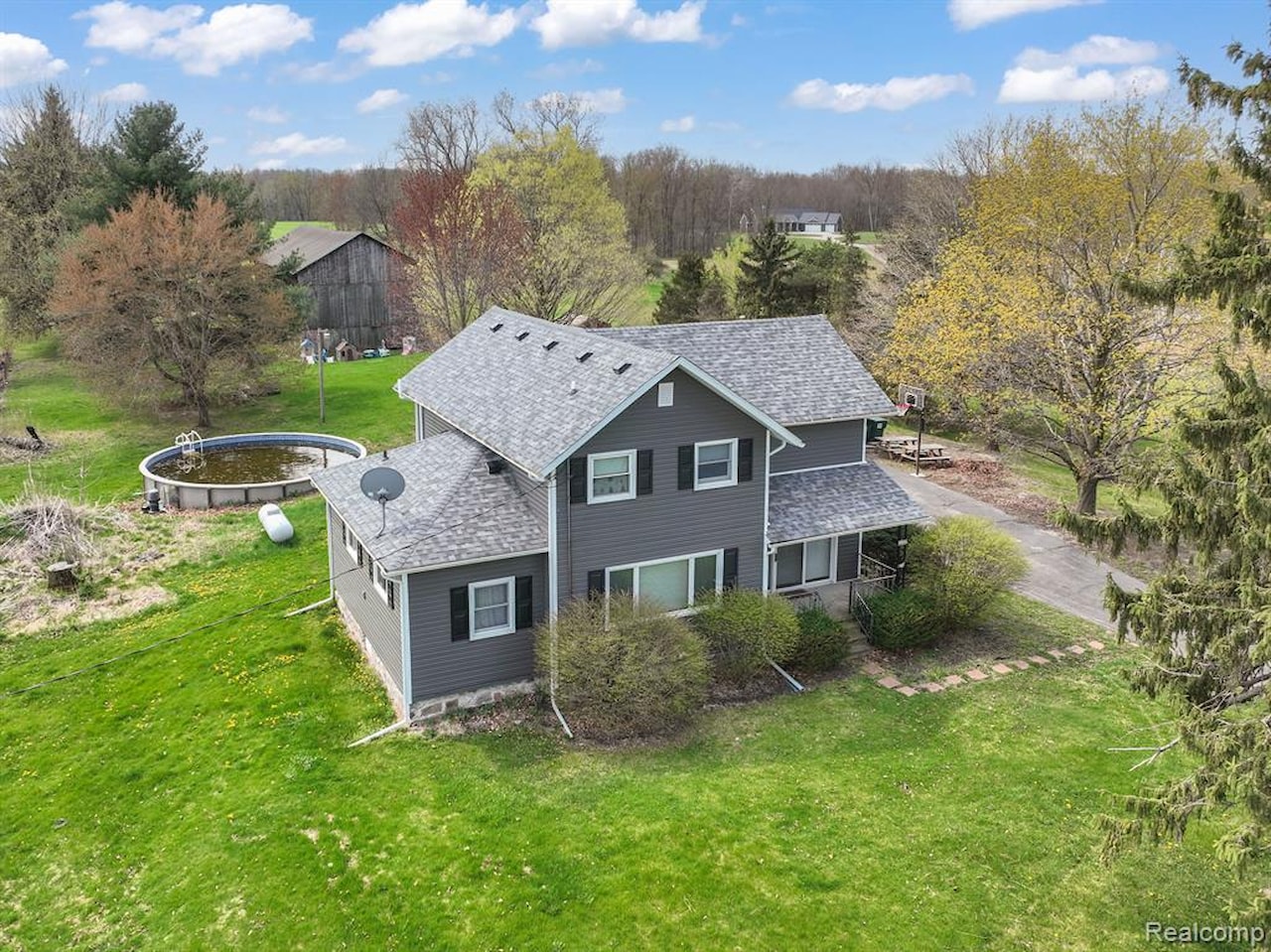 10639 Mason Rd in Iosco Twp, MI Photo 2