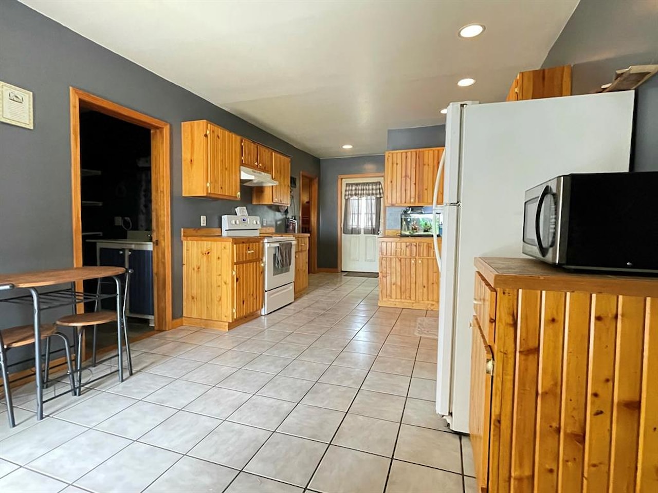 217 N Pickard St in Marion Twp, MI Photo 8