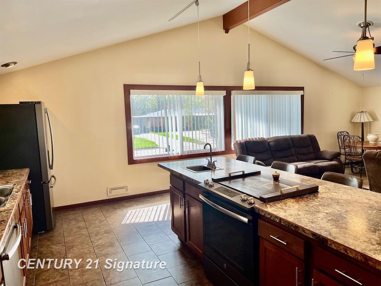 25 Bretton Place in Saginaw, MI Photo 6