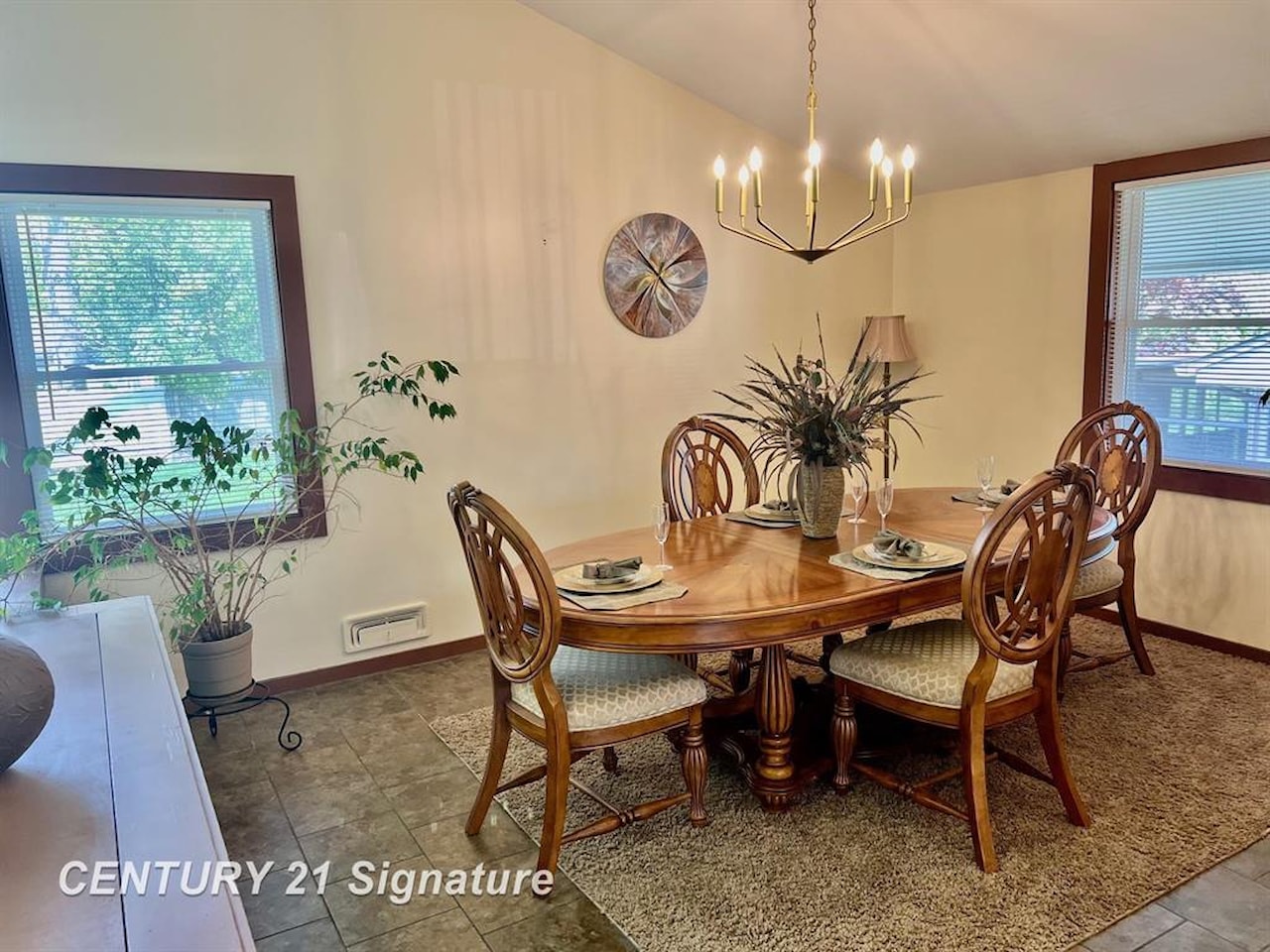 25 Bretton Place in Saginaw, MI Photo 9