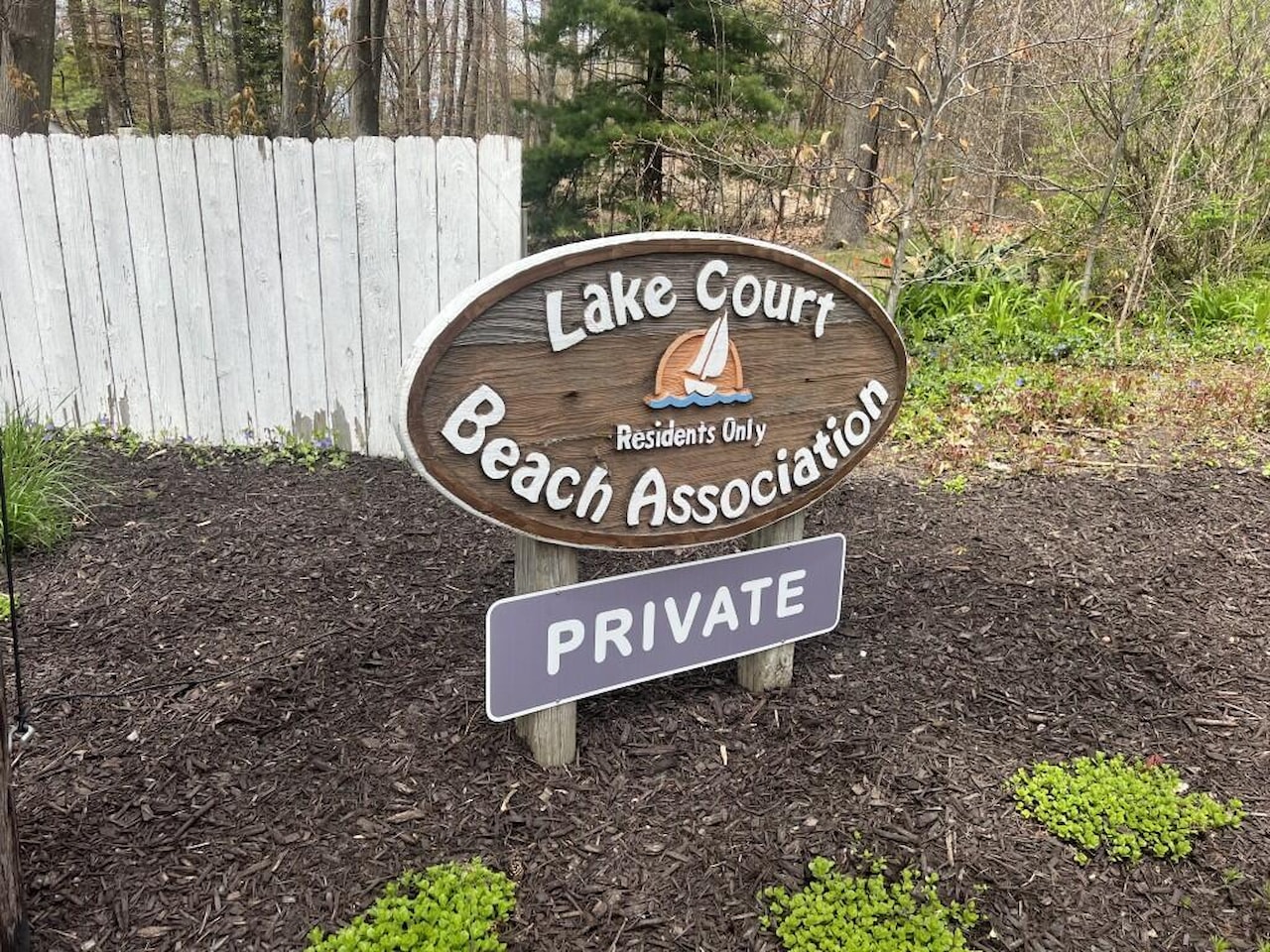 17213 Lake Ct in Park Twp, MI Photo 3