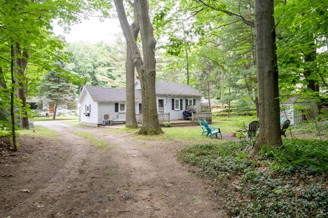 17213 Lake Ct in Park Twp, MI Photo 30