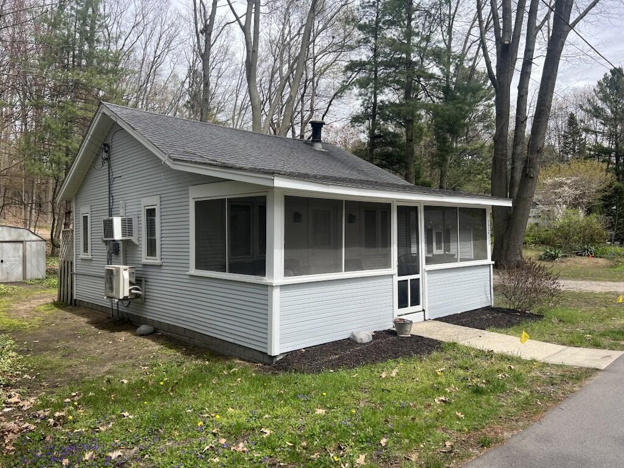 17213 Lake Ct in Park Twp, MI Photo 33