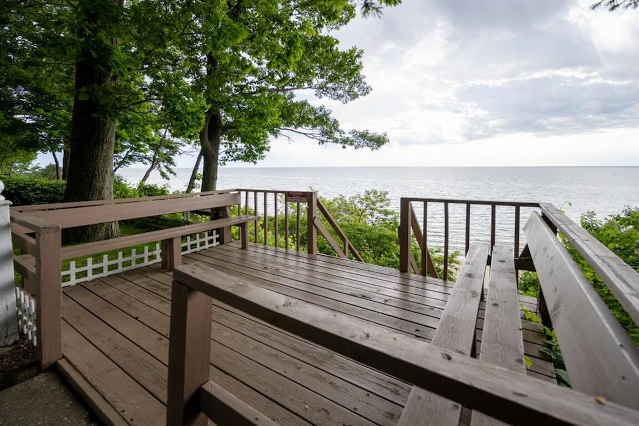 17213 Lake Ct in Park Twp, MI Photo 40