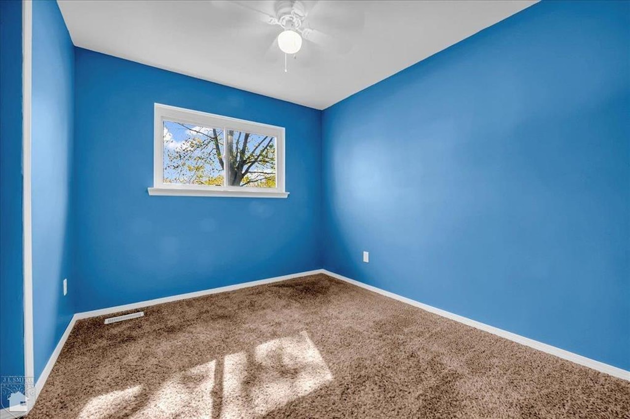 704 Georgia Ave in Marysville, MI Photo 13