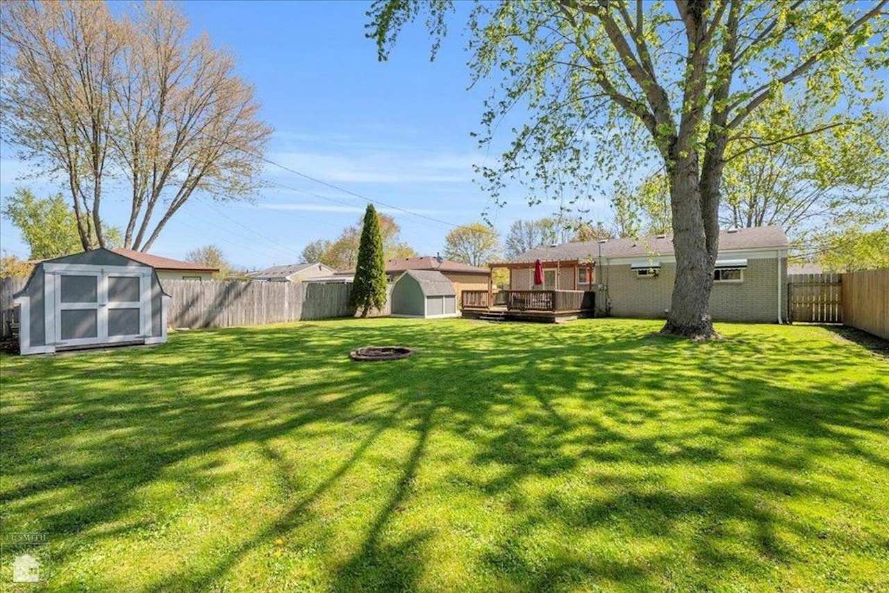 704 Georgia Ave in Marysville, MI Photo 29