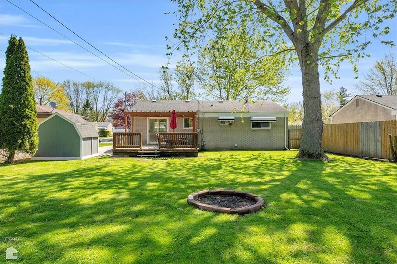 704 Georgia Ave in Marysville, MI Photo 30