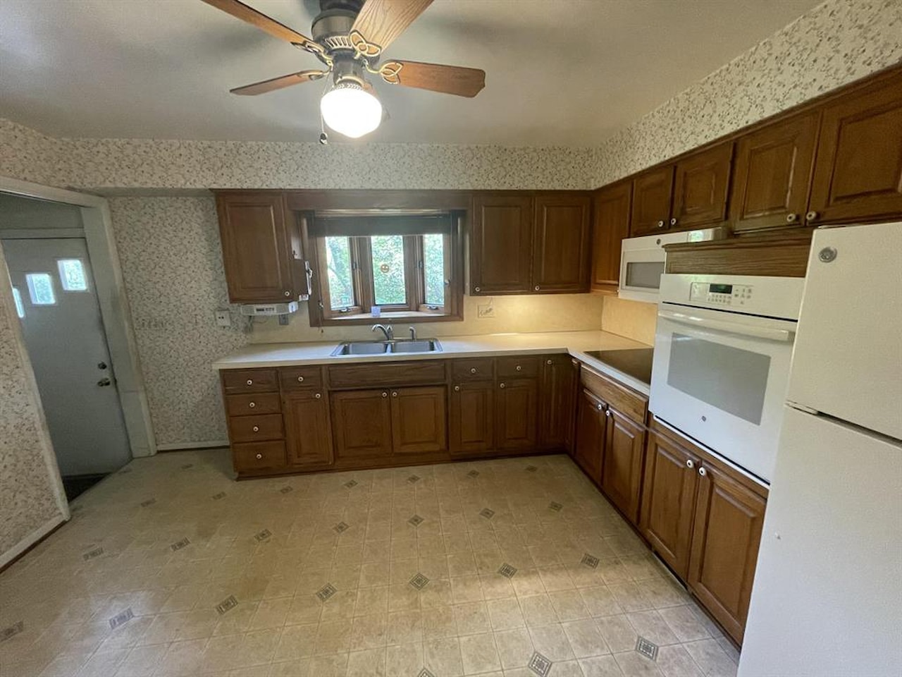 950 Raymond St in Ann Arbor, MI Photo 17