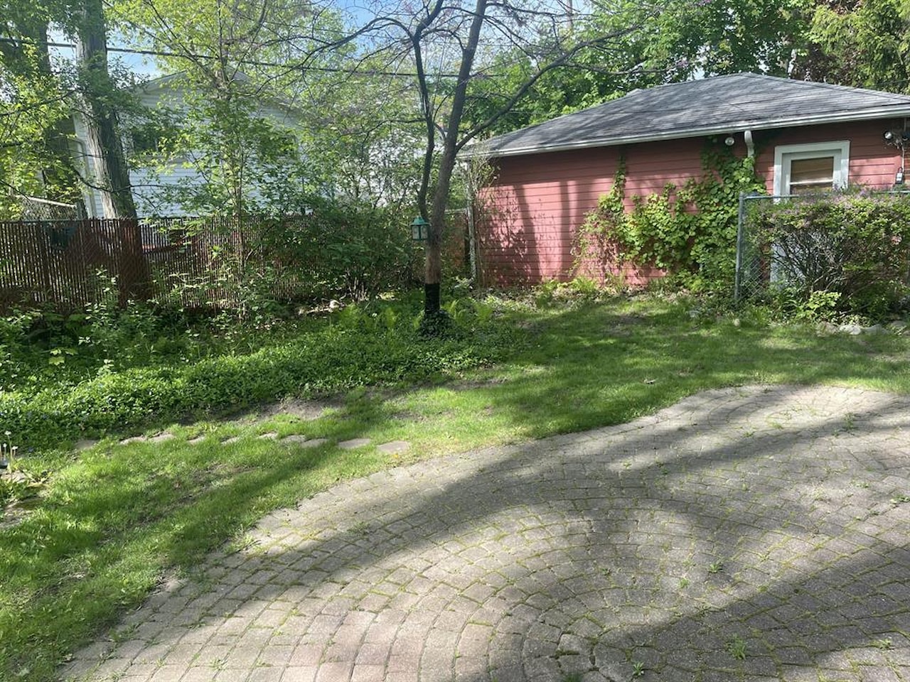 950 Raymond St in Ann Arbor, MI Photo 30