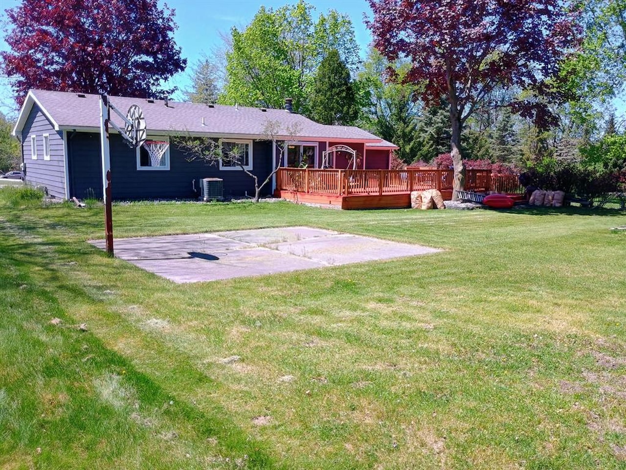2736 Gilbert Rd in Lansing, MI Photo 42