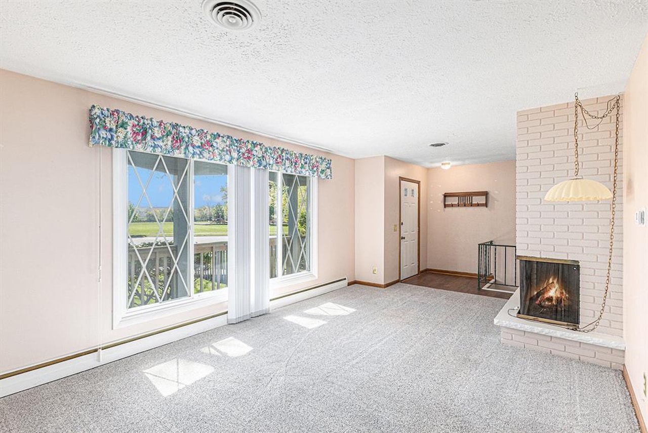 2015 Pamela Place in Lansing, MI Photo 3