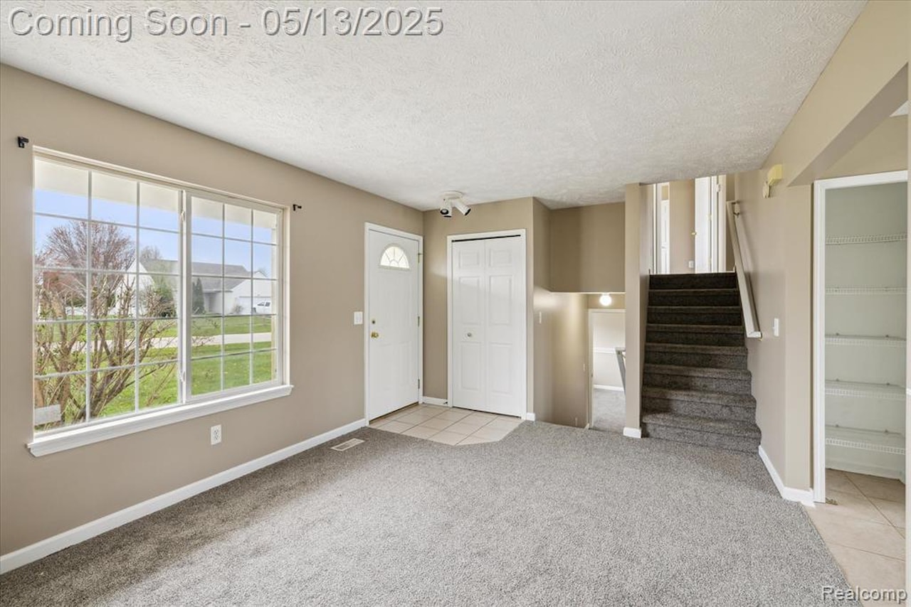 684 Haystack Dr in Linden, MI Photo 6