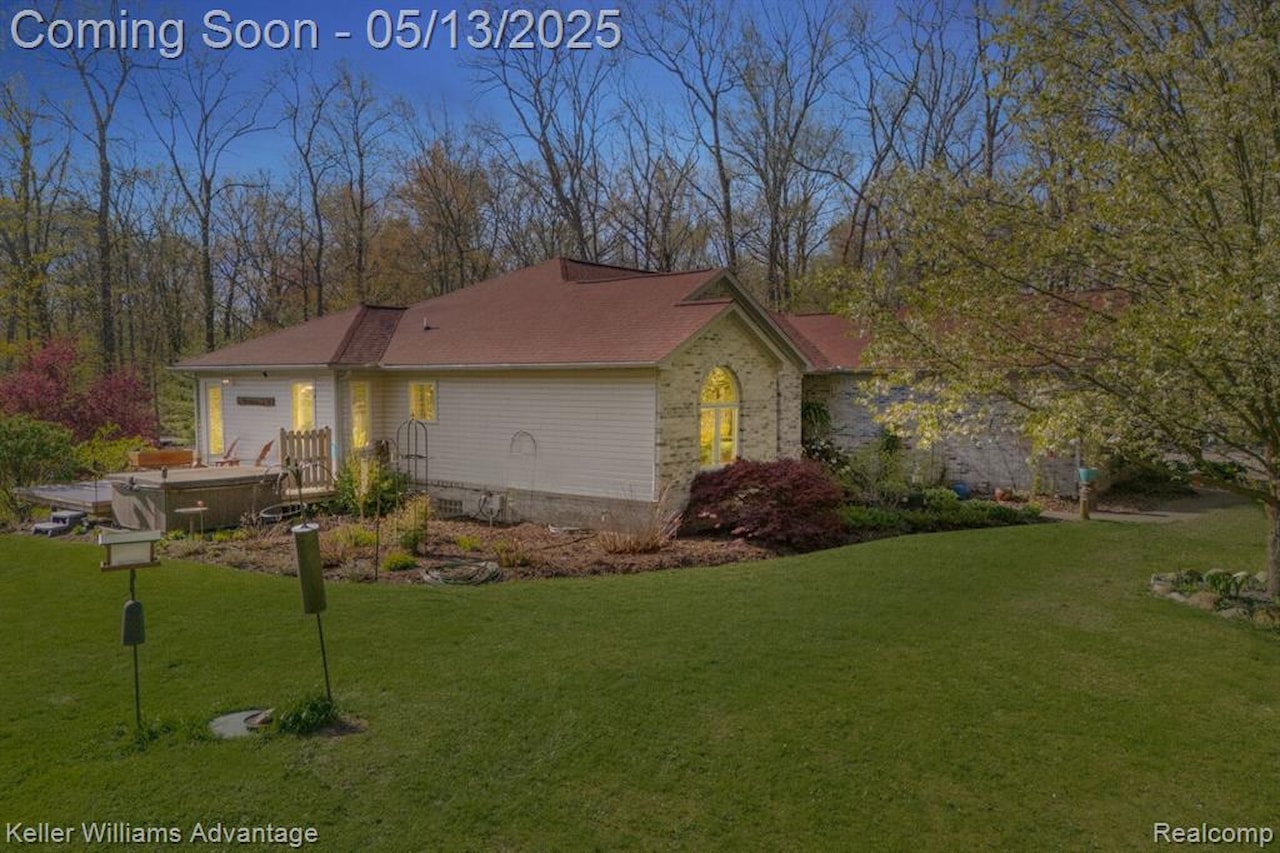 3370 Breezewood in Brandon Twp, MI