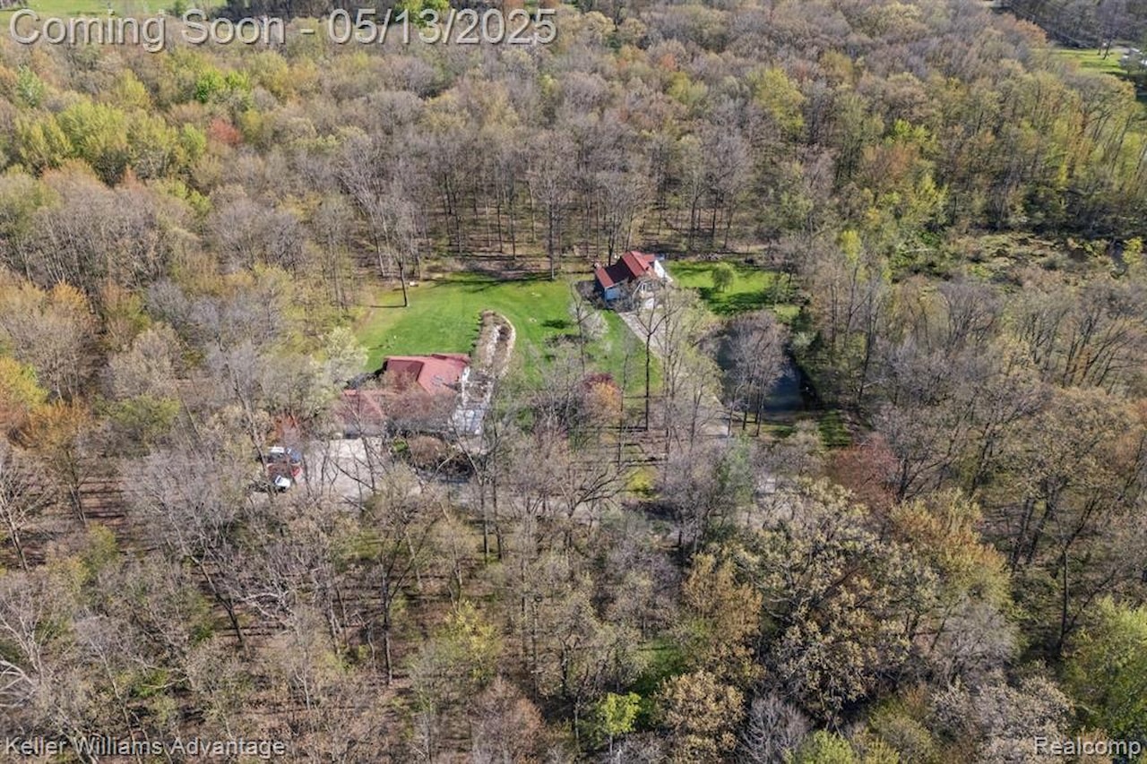3370 Breezewood in Brandon Twp, MI Photo 6