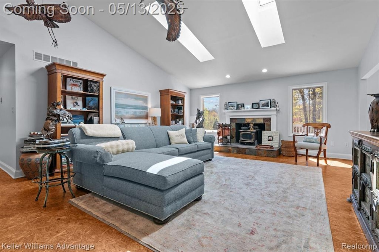 3370 Breezewood in Brandon Twp, MI Photo 8