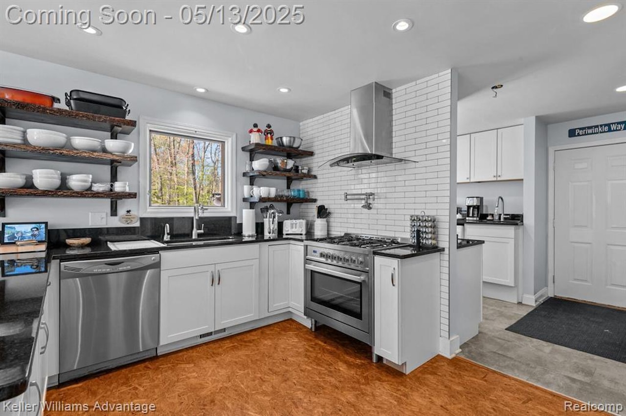 3370 Breezewood in Brandon Twp, MI Photo 14