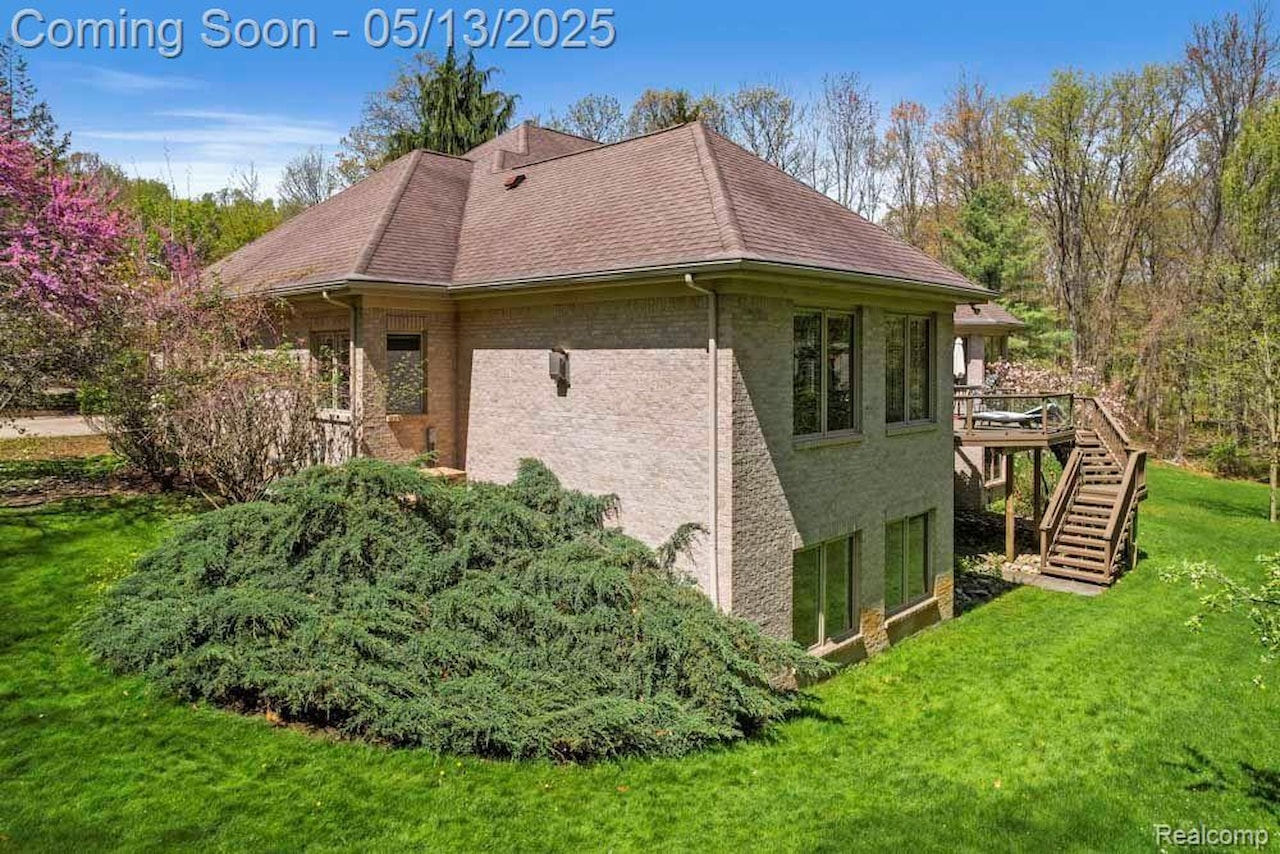 1293 Huntcliff in Milford Twp, MI Photo 41