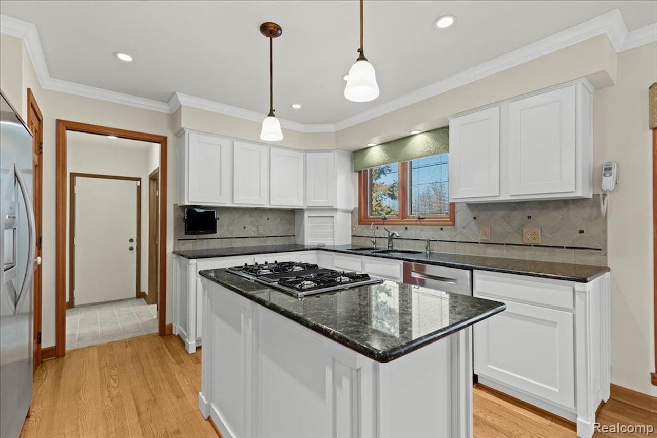 9150 Chubb Rd in Salem Twp, MI Photo 13