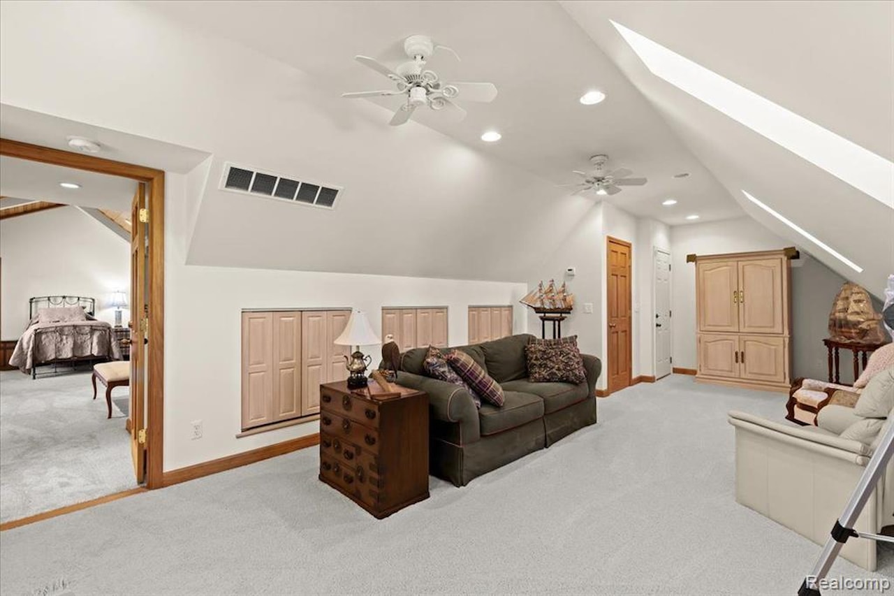 9150 Chubb Rd in Salem Twp, MI Photo 29
