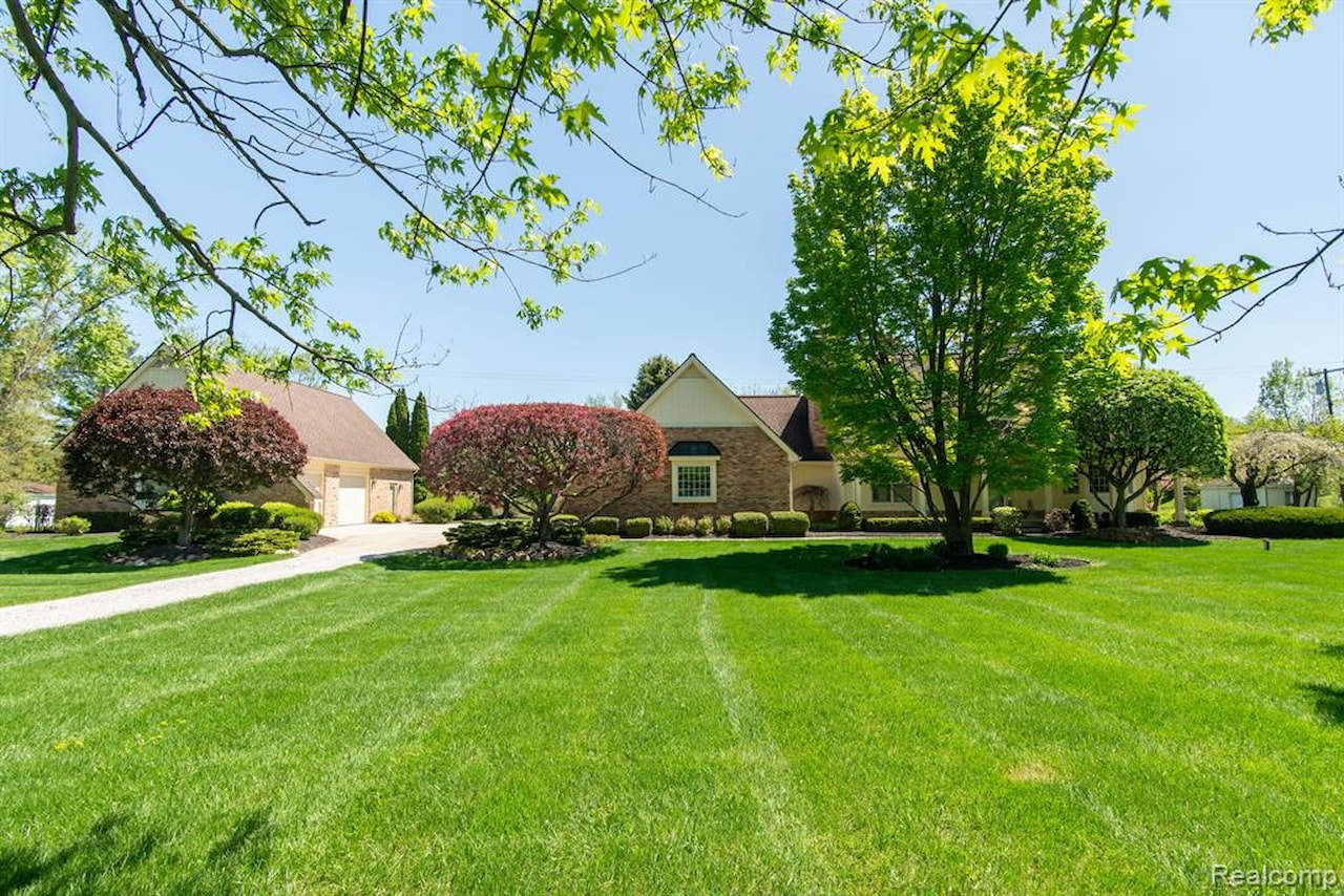 9150 Chubb Rd in Salem Twp, MI Photo 55