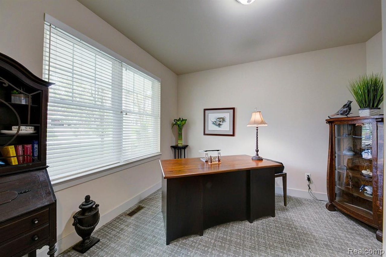 3088 Painted Dr in Marion Twp, MI Photo 7