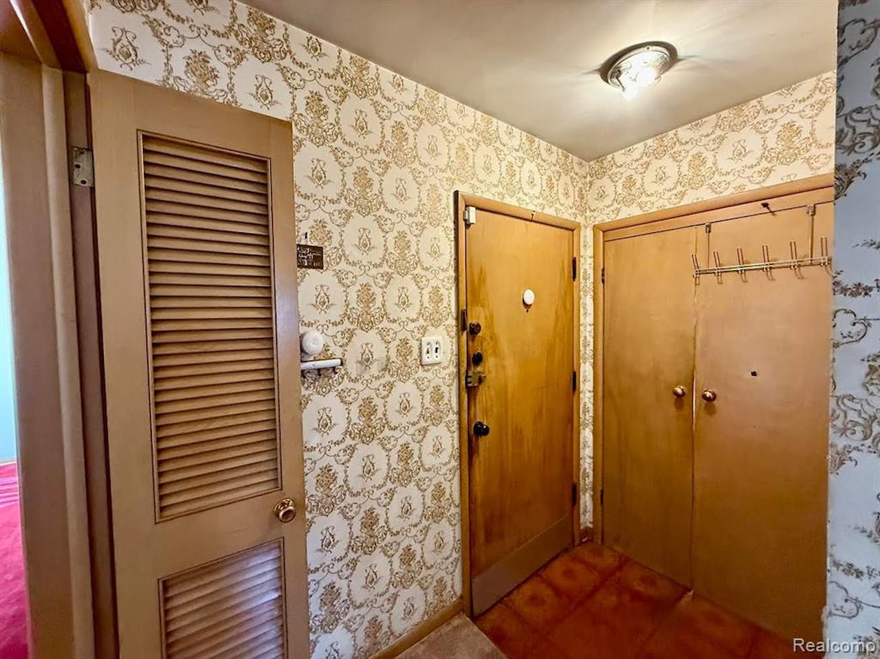 21911 Kenosha St in Oak Park, MI Photo 23