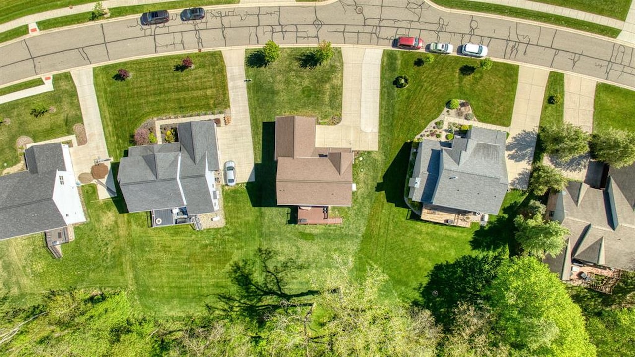 10478 River Edge Rd in York Twp, MI Photo 69