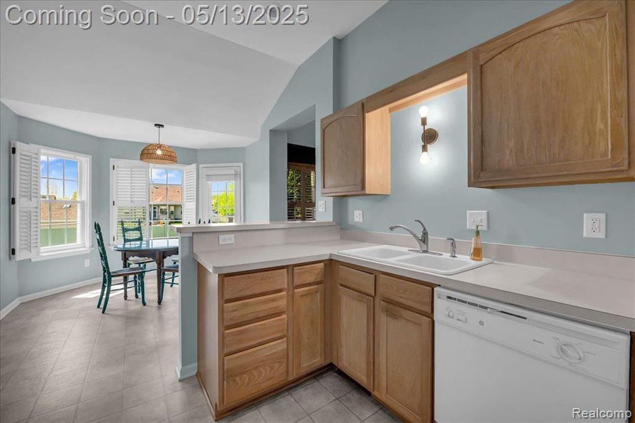 4134 Aspen Circle in Burton, MI Photo 11