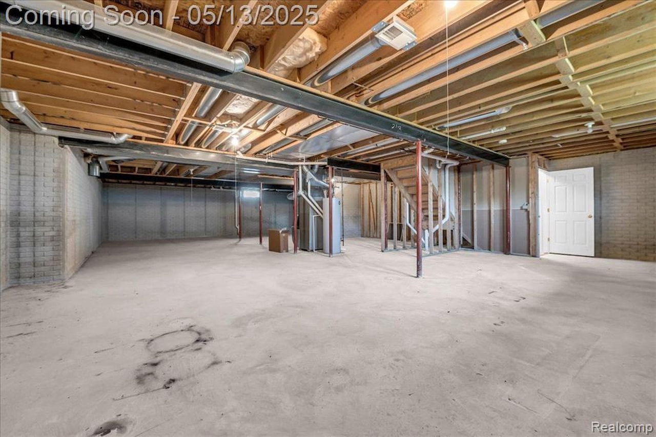 4134 Aspen Circle in Burton, MI Photo 26