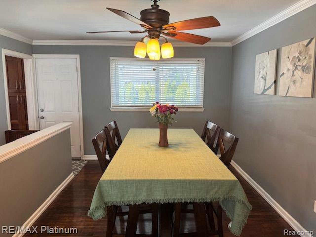 415 Crystal St in Milford Vlg, MI Photo 10