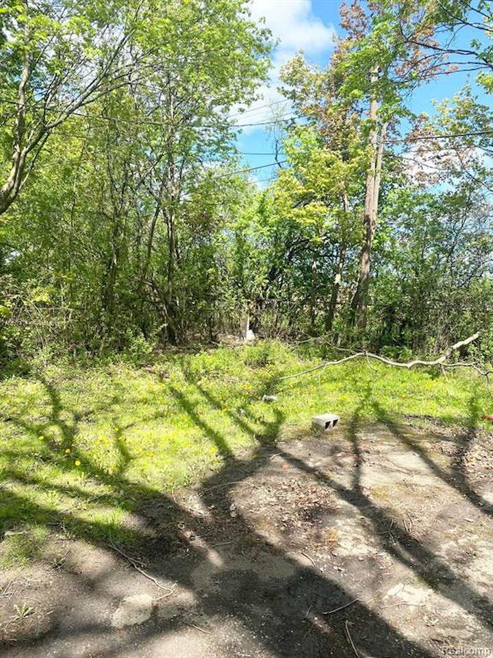 1622 Barbara Dr in Flint, MI Photo 12