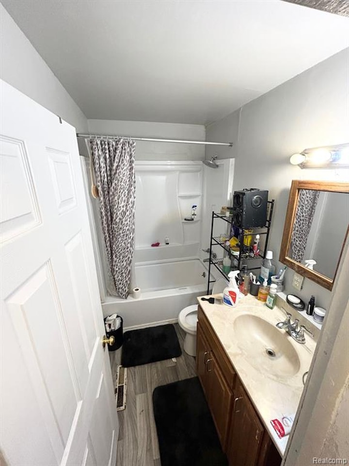 1622 Barbara Dr in Flint, MI Photo 4