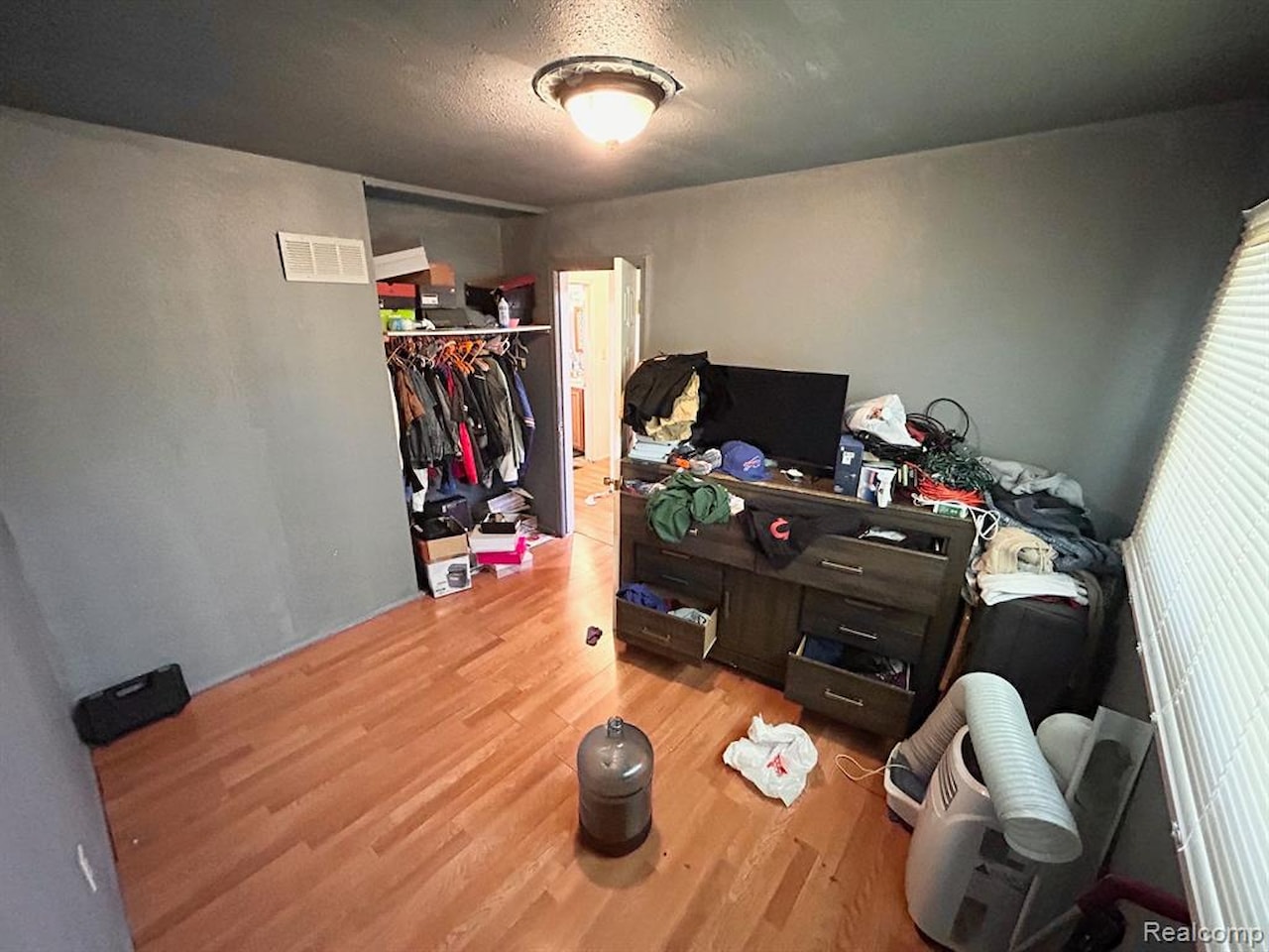 1622 Barbara Dr in Flint, MI Photo 6