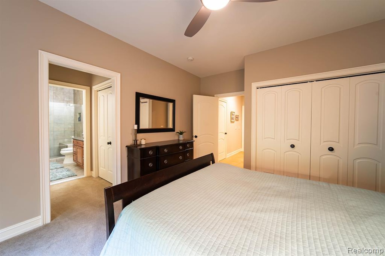 8307  Granite  Ct in Webster Twp, MI Photo 20