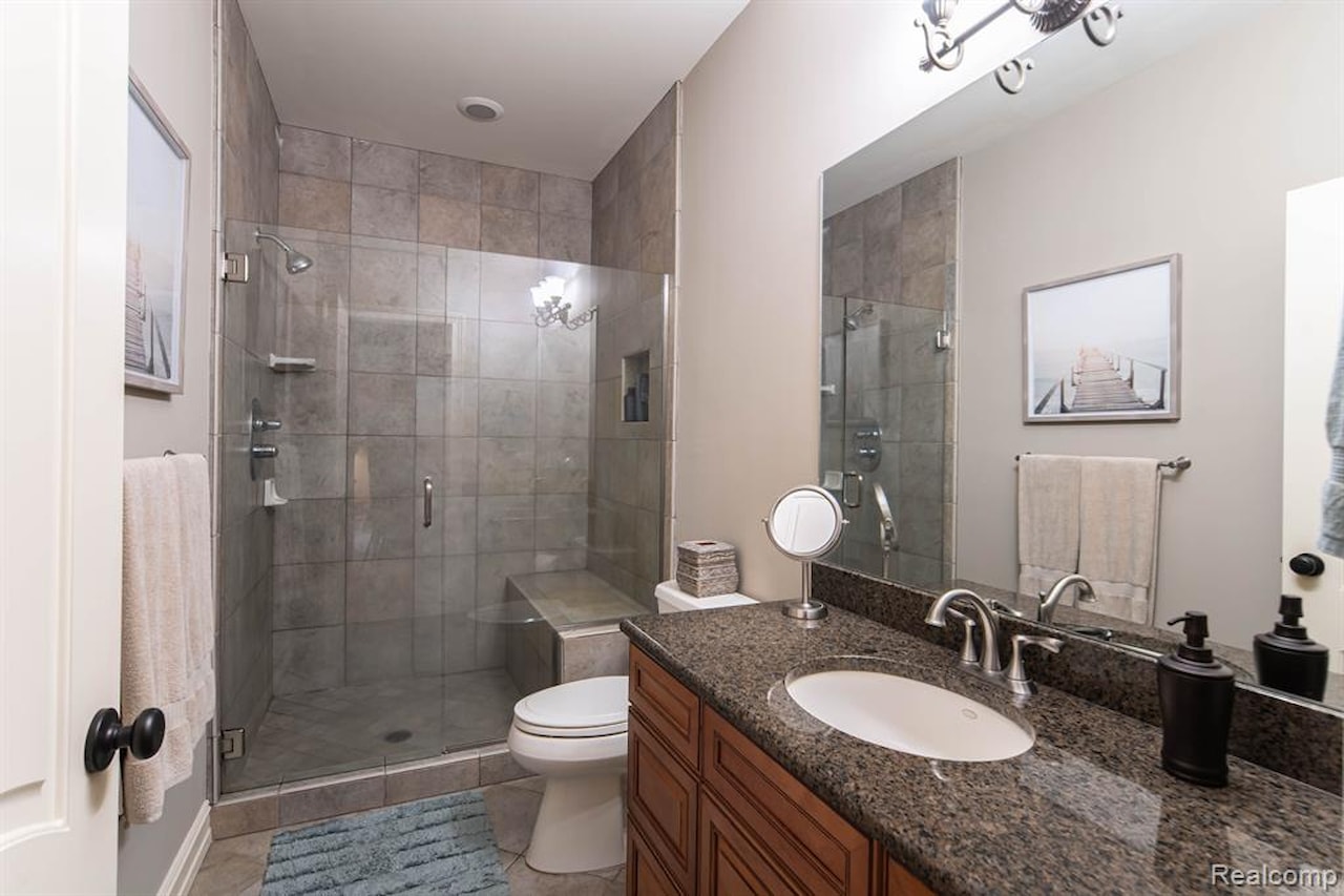 8307  Granite  Ct in Webster Twp, MI Photo 21