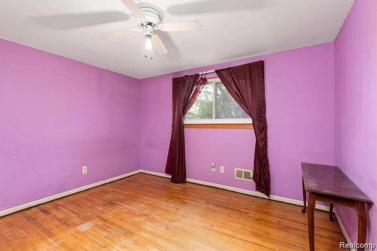 17253 Lincoln Dr in Southfield, MI Photo 23
