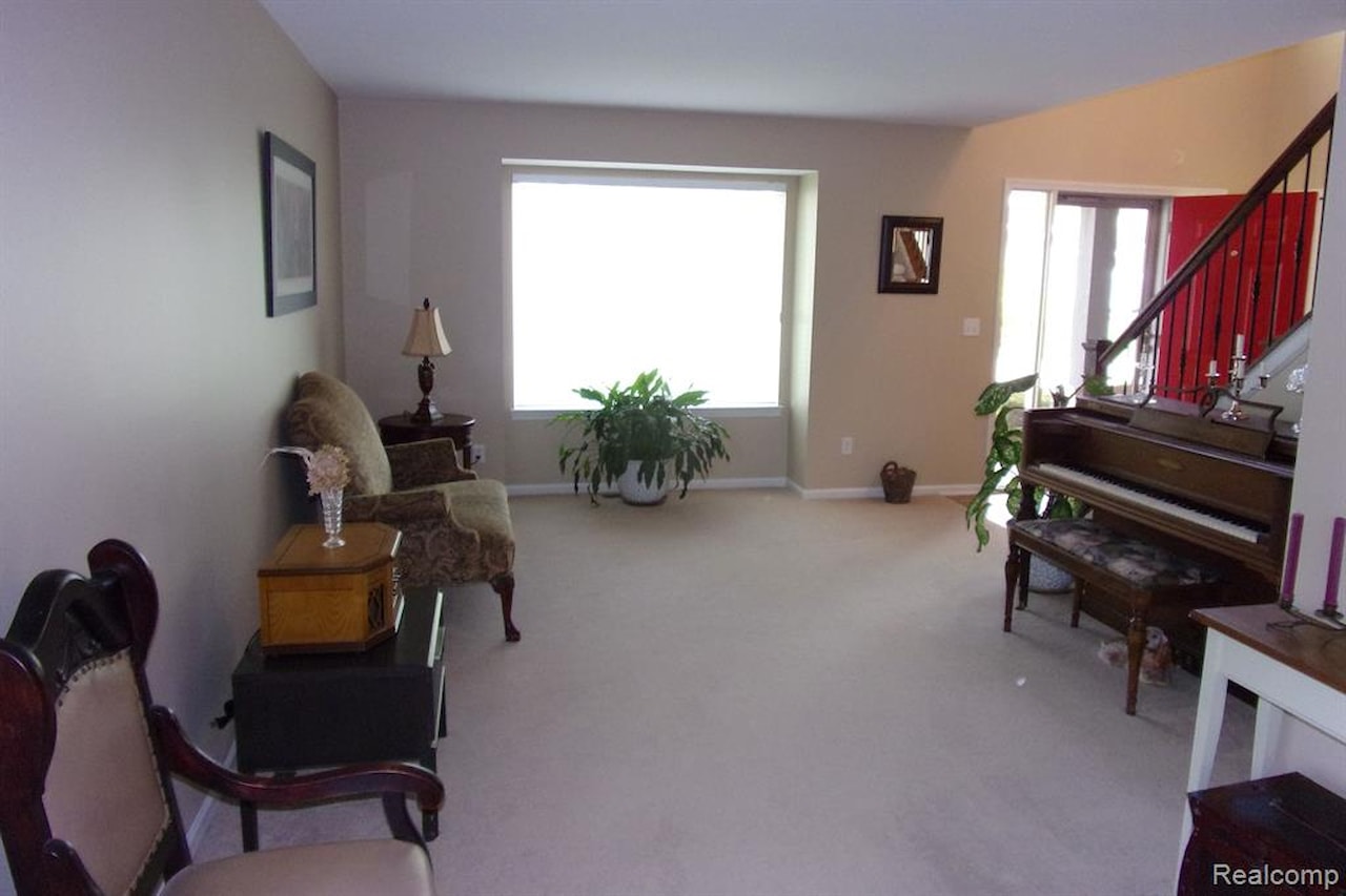 3163 W Ridge Ct in Commerce Twp, MI Photo 16