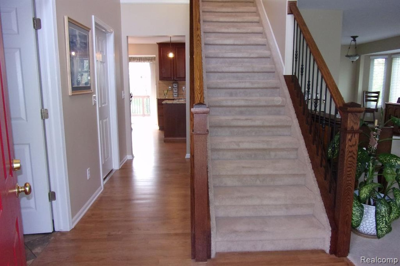3163 W Ridge Ct in Commerce Twp, MI Photo 21