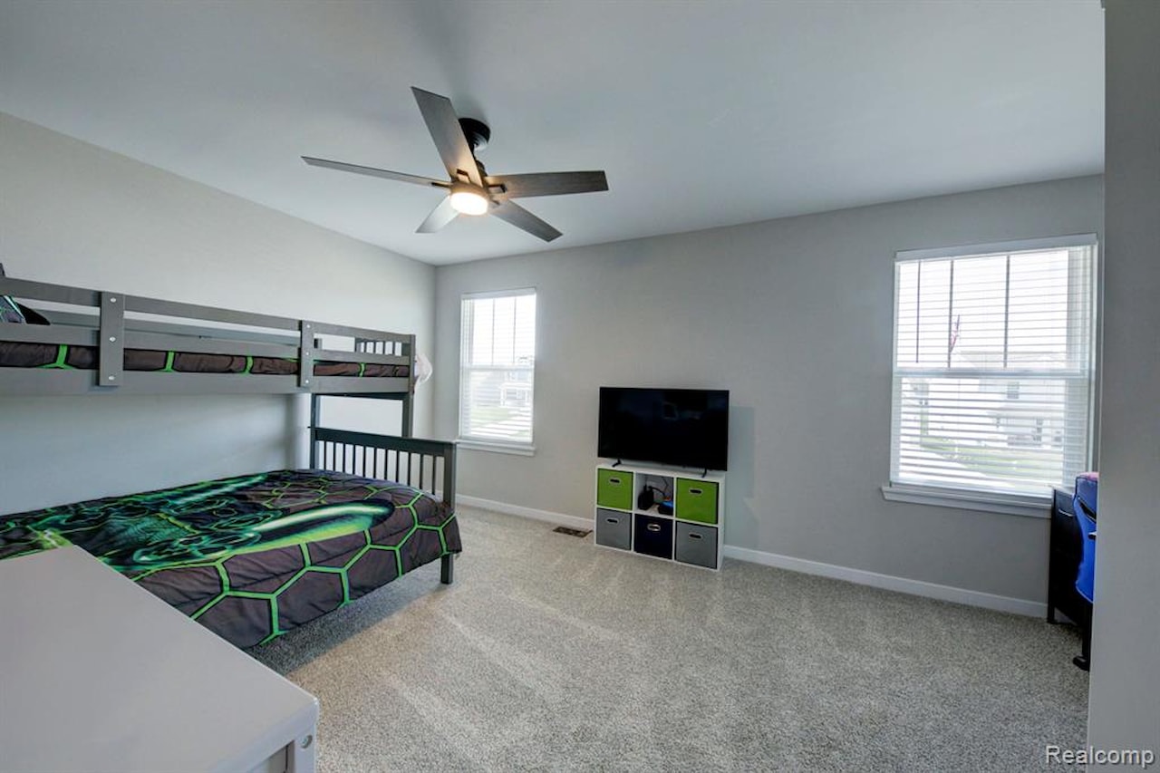2091 Dabate Dr in Marion Twp, MI Photo 28