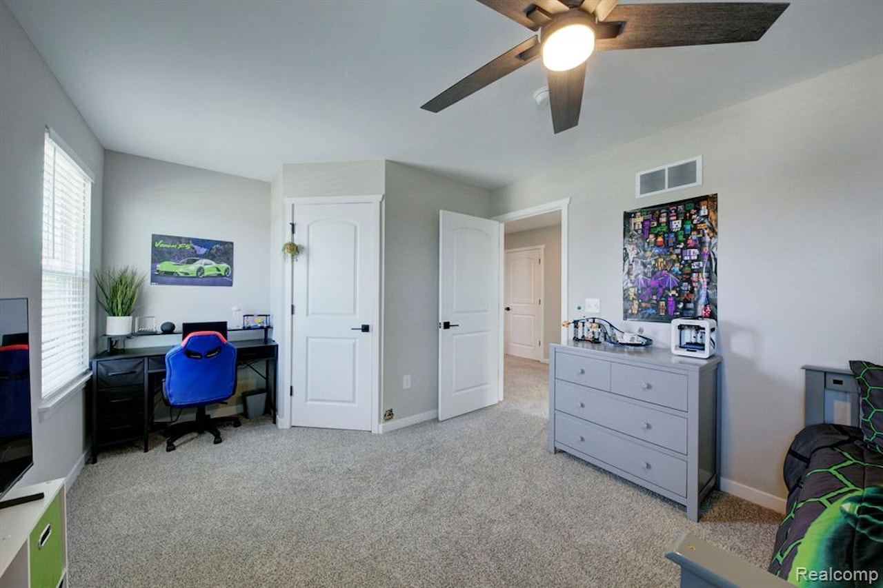 2091 Dabate Dr in Marion Twp, MI Photo 29