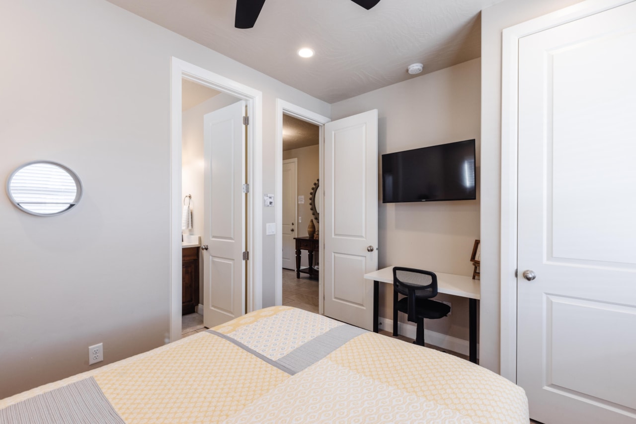 273 N Puerta DR Washington, UT 84780 home for sale, MLS#25-261390 - Erika Rogers Photo 15