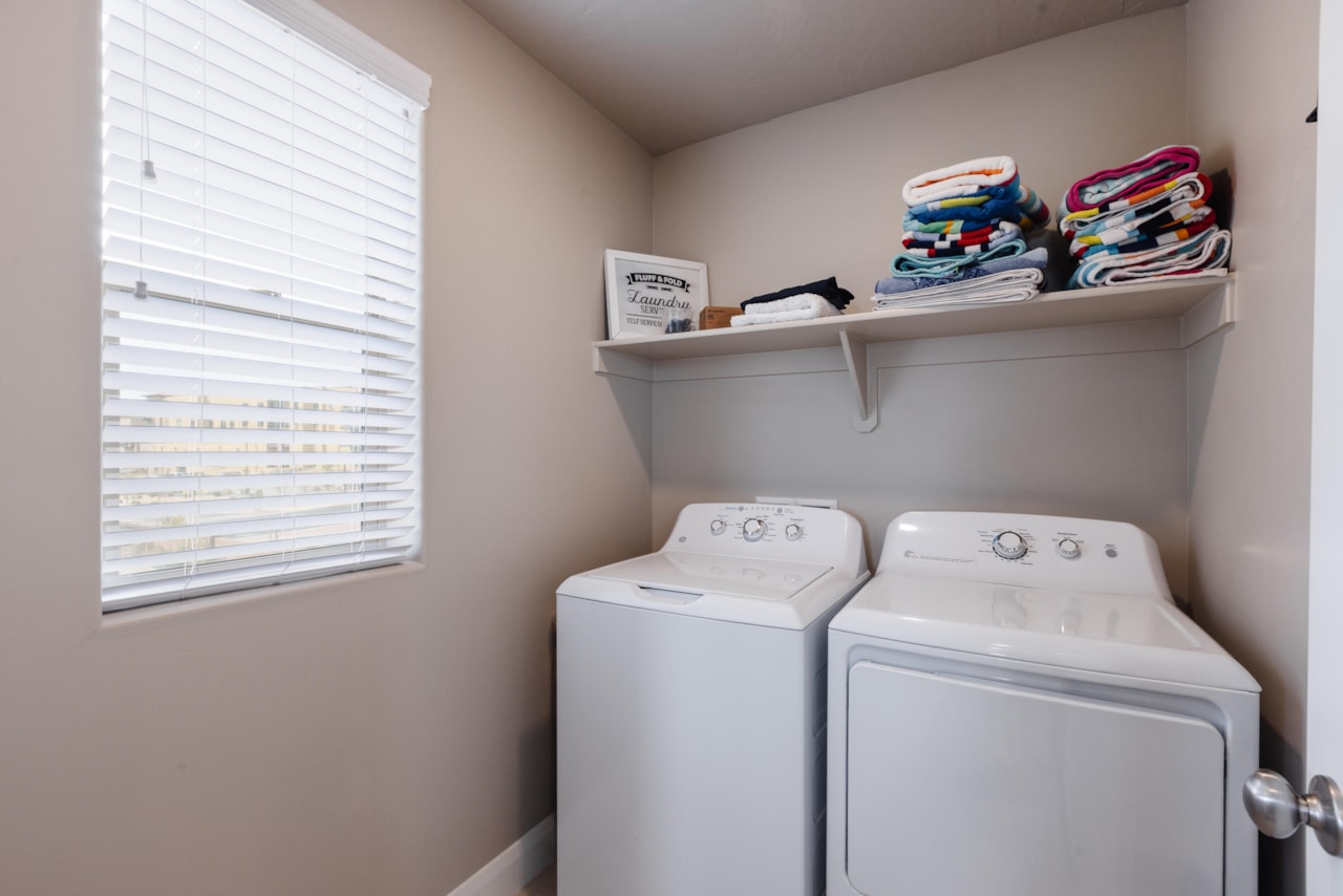 273 N Puerta DR Washington, UT 84780 home for sale, MLS#25-261390 - Erika Rogers Photo 21