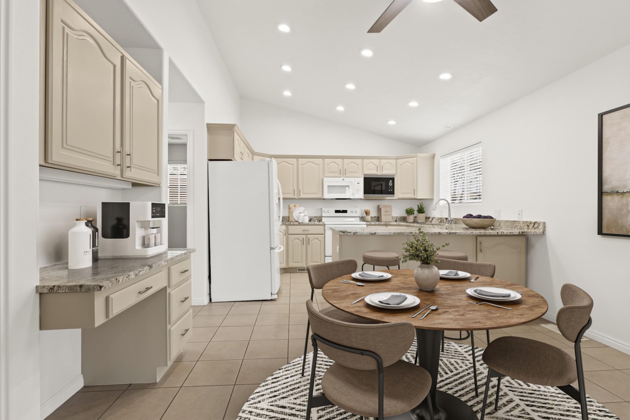 1305 E Riverside DR #1 St George, UT 84790 home for sale, MLS#25-258472 - Erika Rogers Photo 8