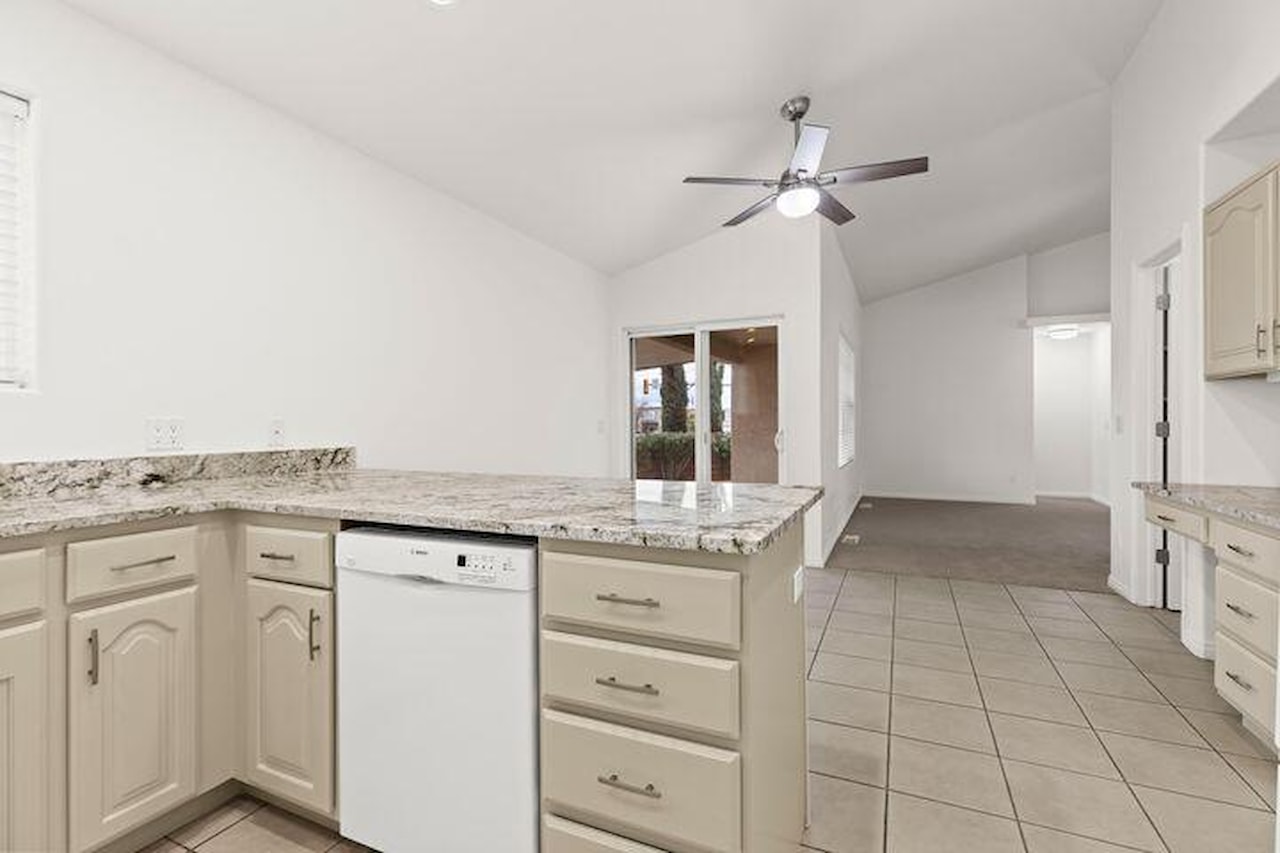 1305 E Riverside DR #1 St George, UT 84790 home for sale, MLS#25-258472 - Erika Rogers Photo 12