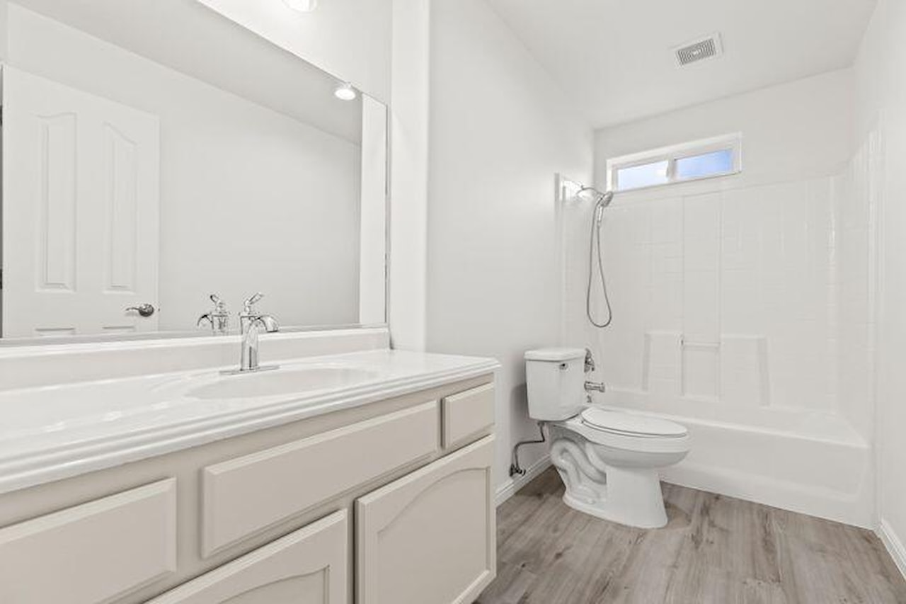 1305 E Riverside DR #1 St George, UT 84790 home for sale, MLS#25-258472 - Erika Rogers Photo 37