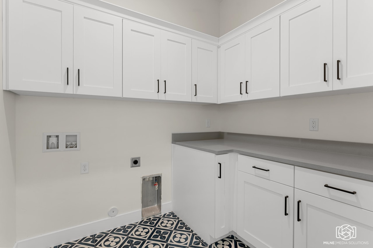 2676 E 2930  S St George, UT 84790 home for sale, MLS#24-256437 - Erika Rogers Photo 18