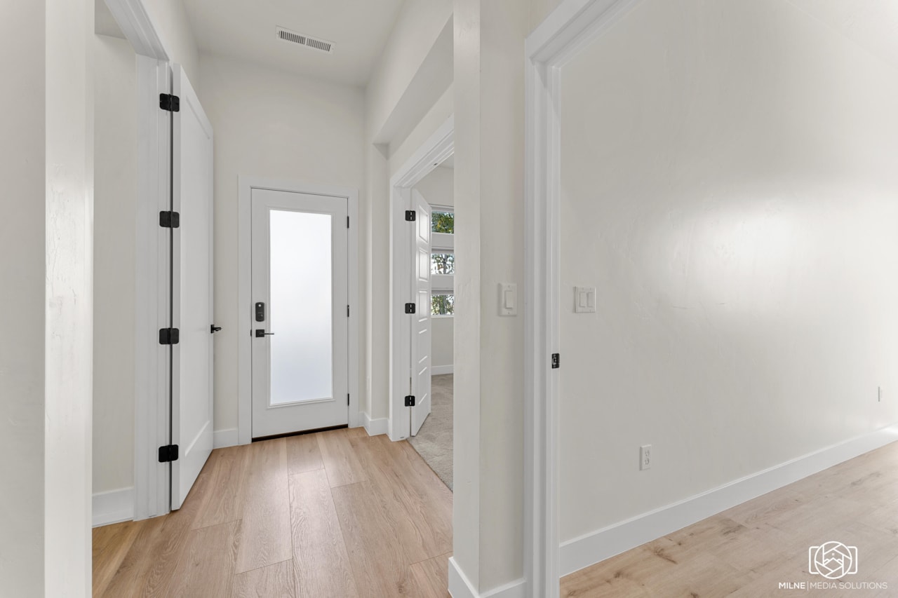 2676 E 2930  S St George, UT 84790 home for sale, MLS#24-256437 - Erika Rogers Photo 29