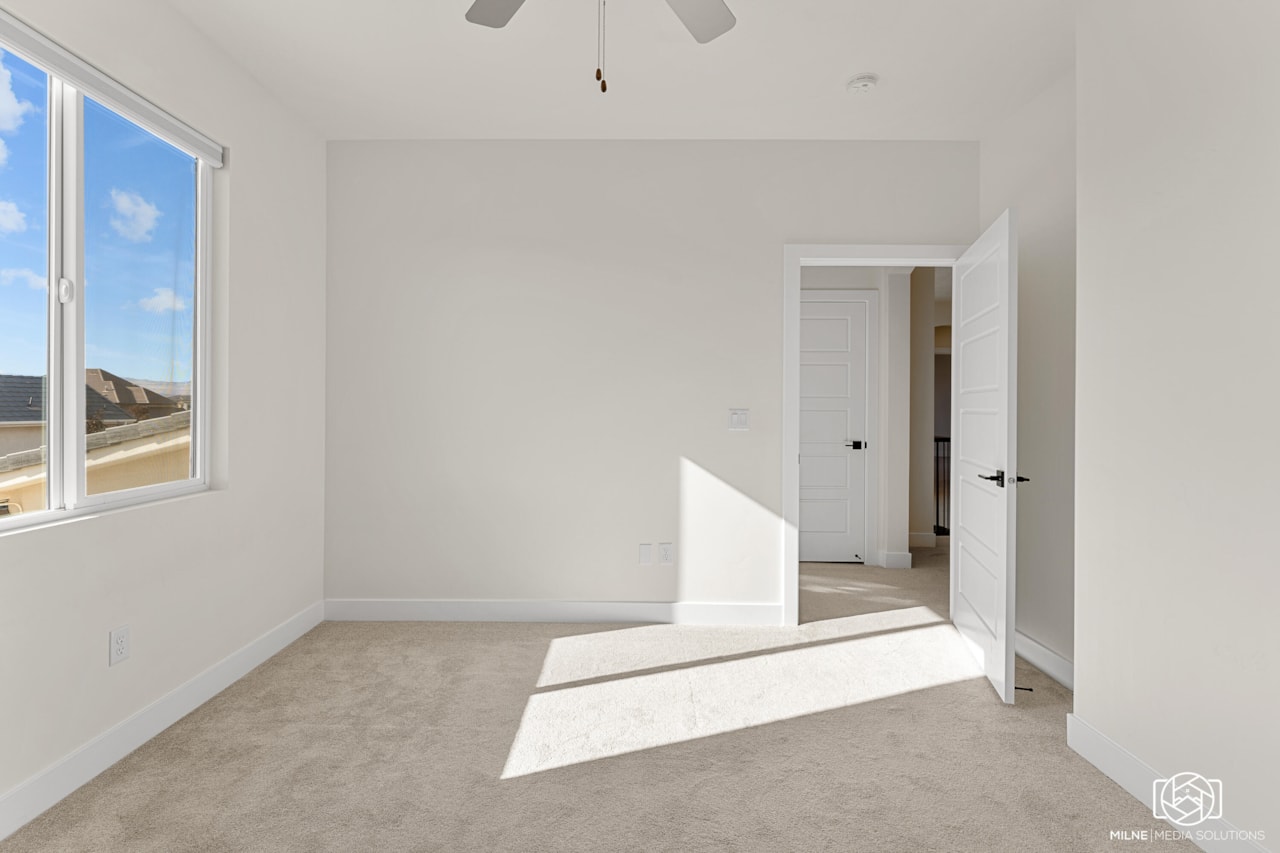 2676 E 2930  S St George, UT 84790 home for sale, MLS#24-256437 - Erika Rogers Photo 38