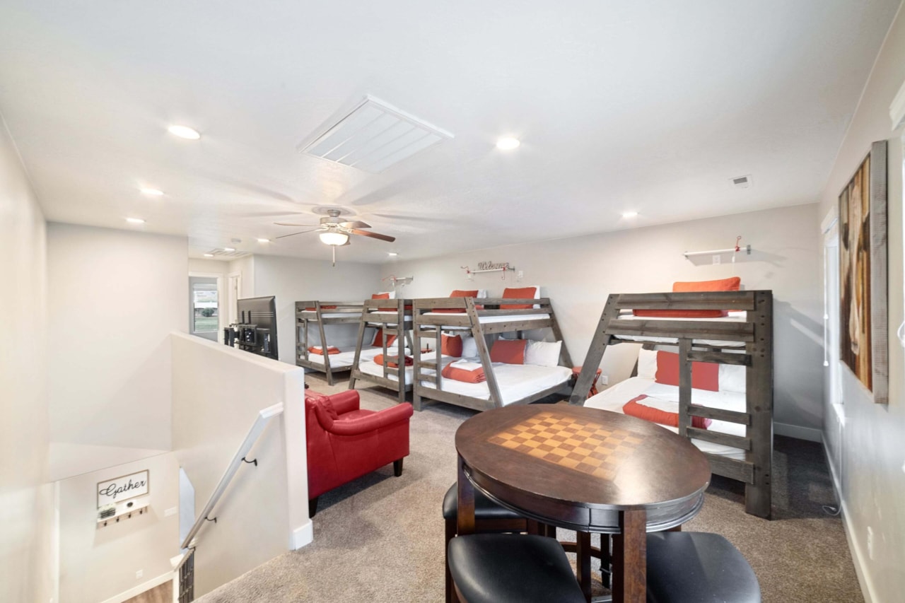 5048 N Escapes DR St George, UT 84770 home for sale, MLS#25-261873 - Erika Rogers Photo 16