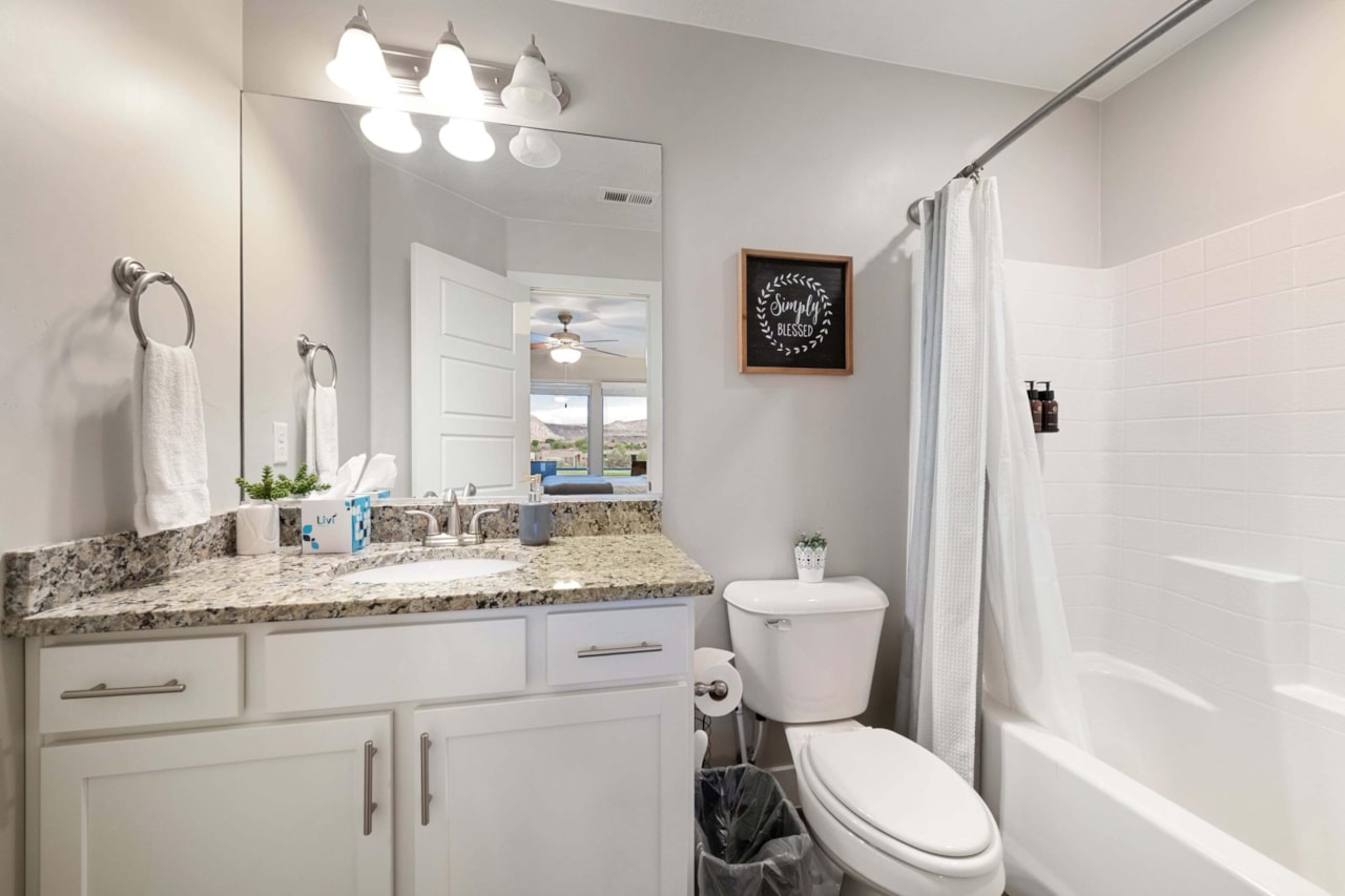 5048 N Escapes DR St George, UT 84770 home for sale, MLS#25-261873 - Erika Rogers Photo 28
